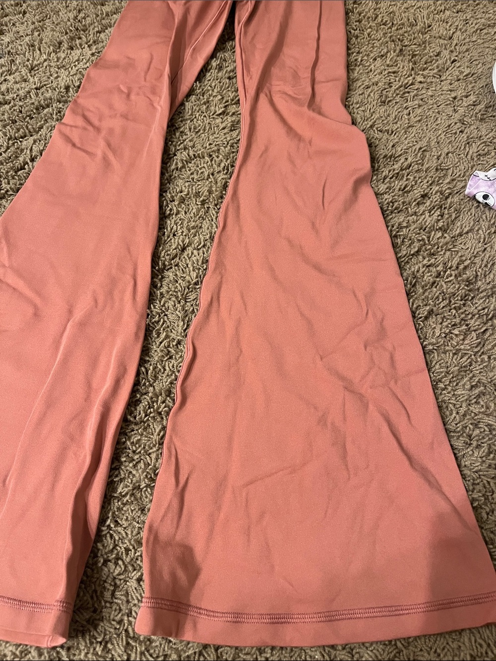 aerie High-Waist Dusty Rose Crossover Leggings Flared - Picture 3 of 4